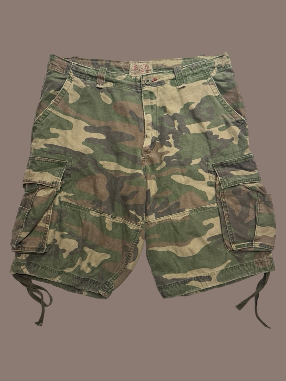 Vintage Y2K No Boundaries Baggy Camo Cargo Shorts